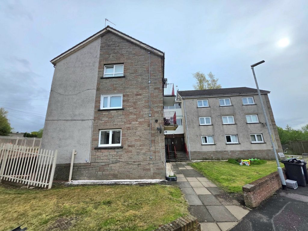Additional image 10 of 3 bed flat to rentDrumclair Place, Airdrie ML6