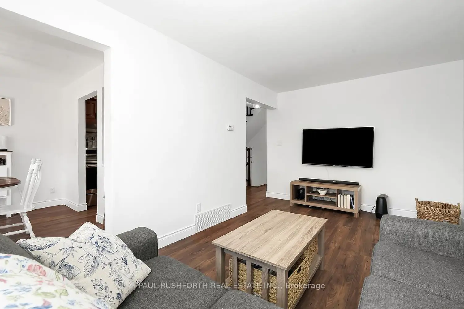 1476 Kamouraska Circle photo 2