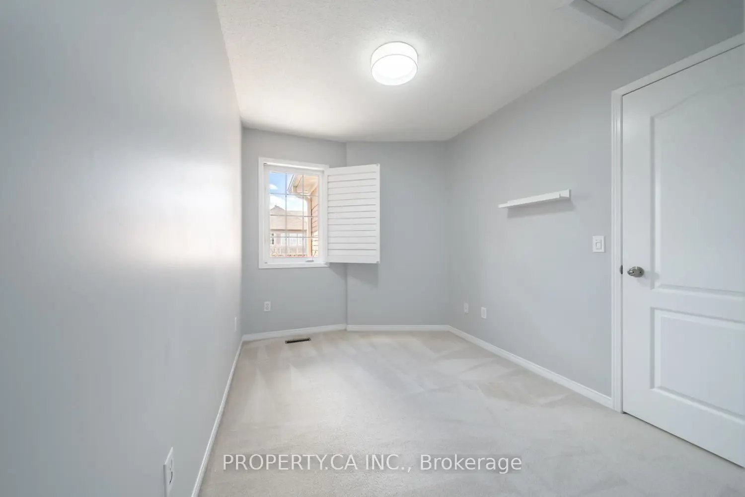 Additional image 17 of 5030 Heatherleigh Avenue 111