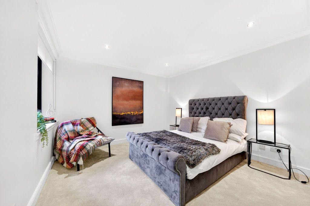 Additional image 16 of 2 bed flat for sale2/2, 147 Hayburn Lane, Glasgow G12