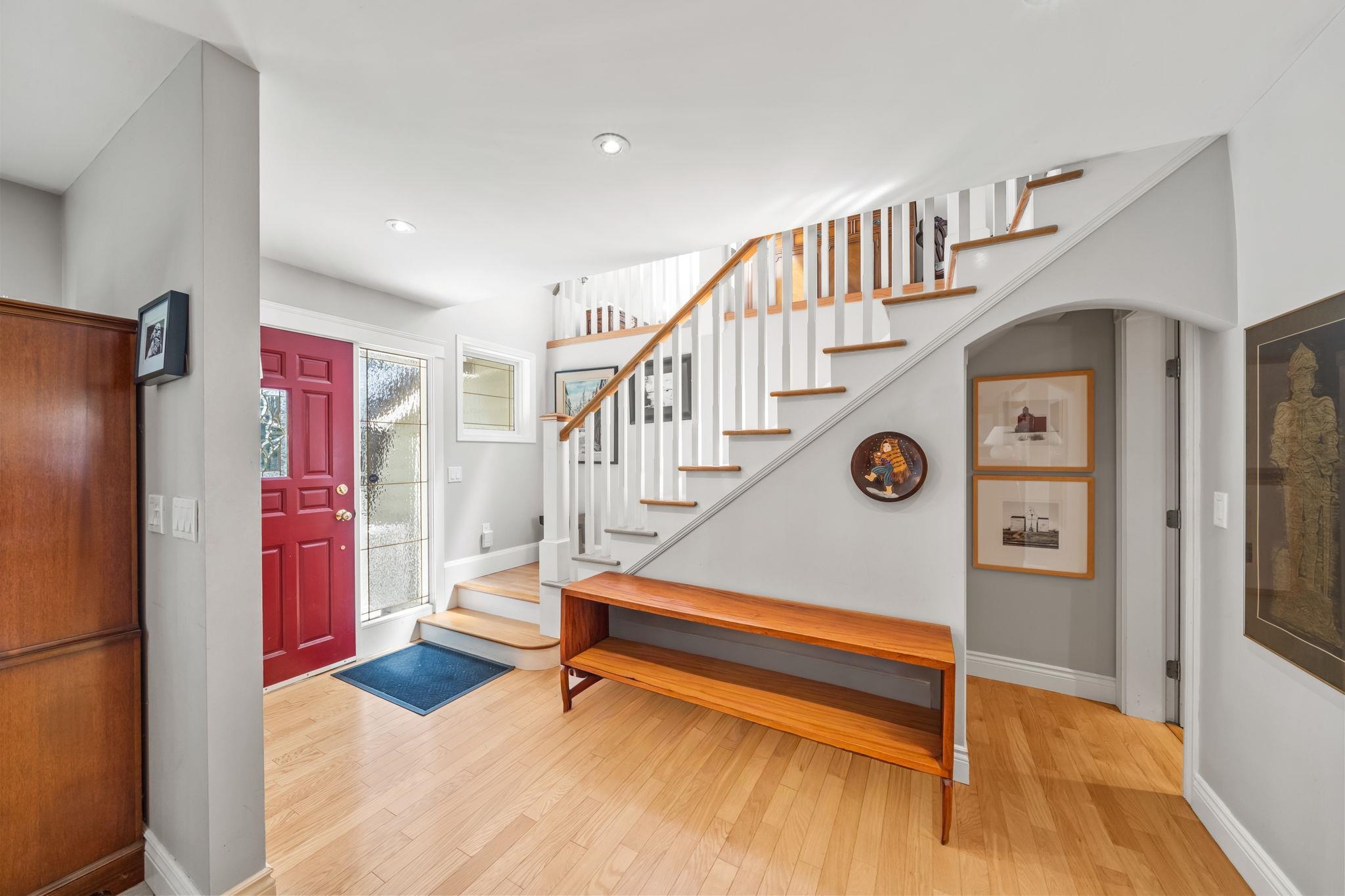 Additional image 6 of 230 22nd Street W, North Vancouver, BC, V7M 2A1