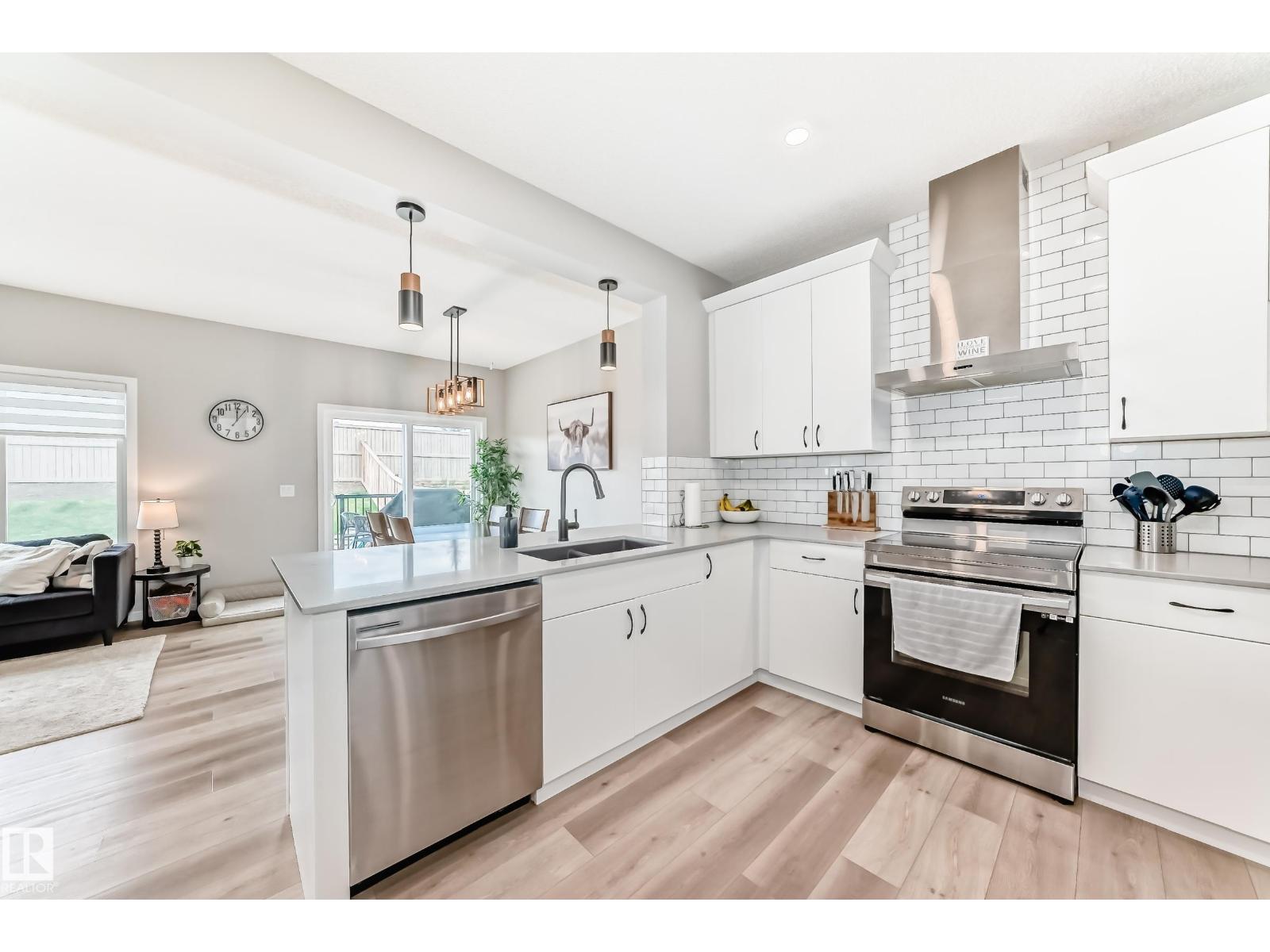 Additional image 2 of 22566 99a Avenue NW, Edmonton, AB, T5T3M8