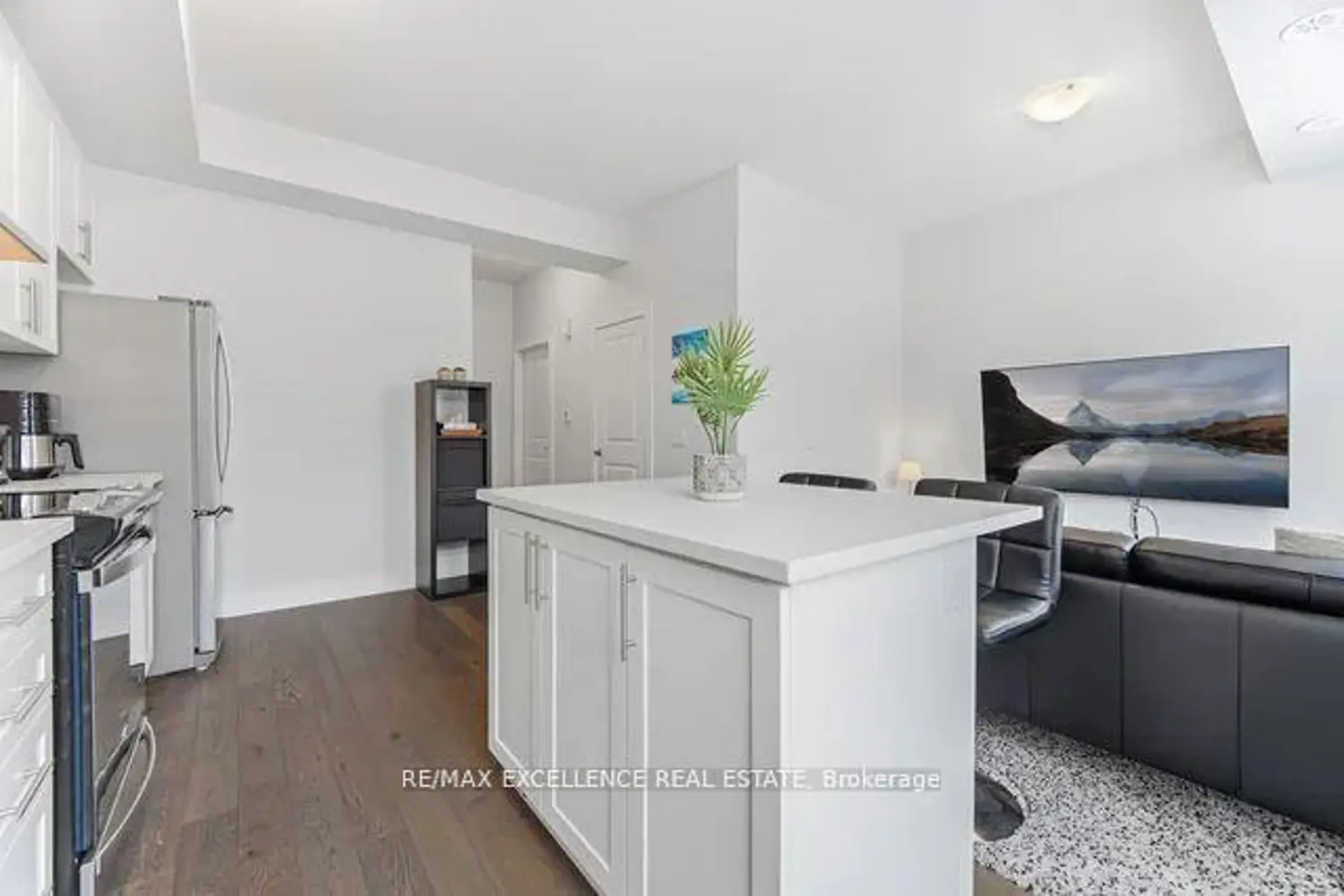 Additional image 8 of 9560 Islington Avenue 214