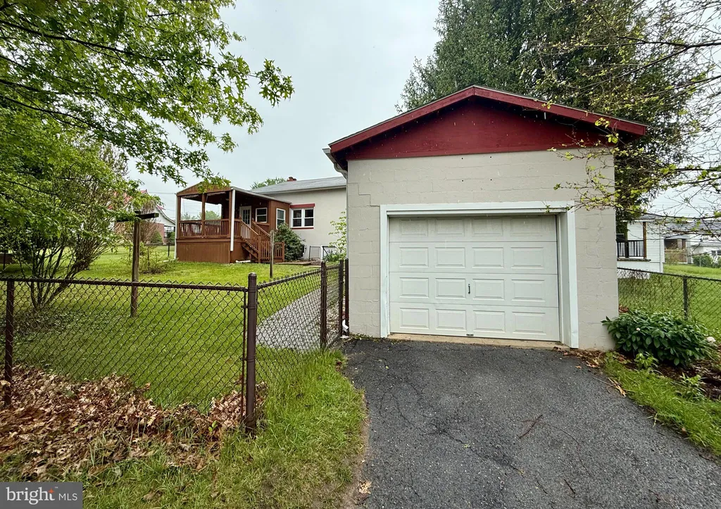 Additional image 5 of 719 E Oldtown Road, Cumberland, MD 21502