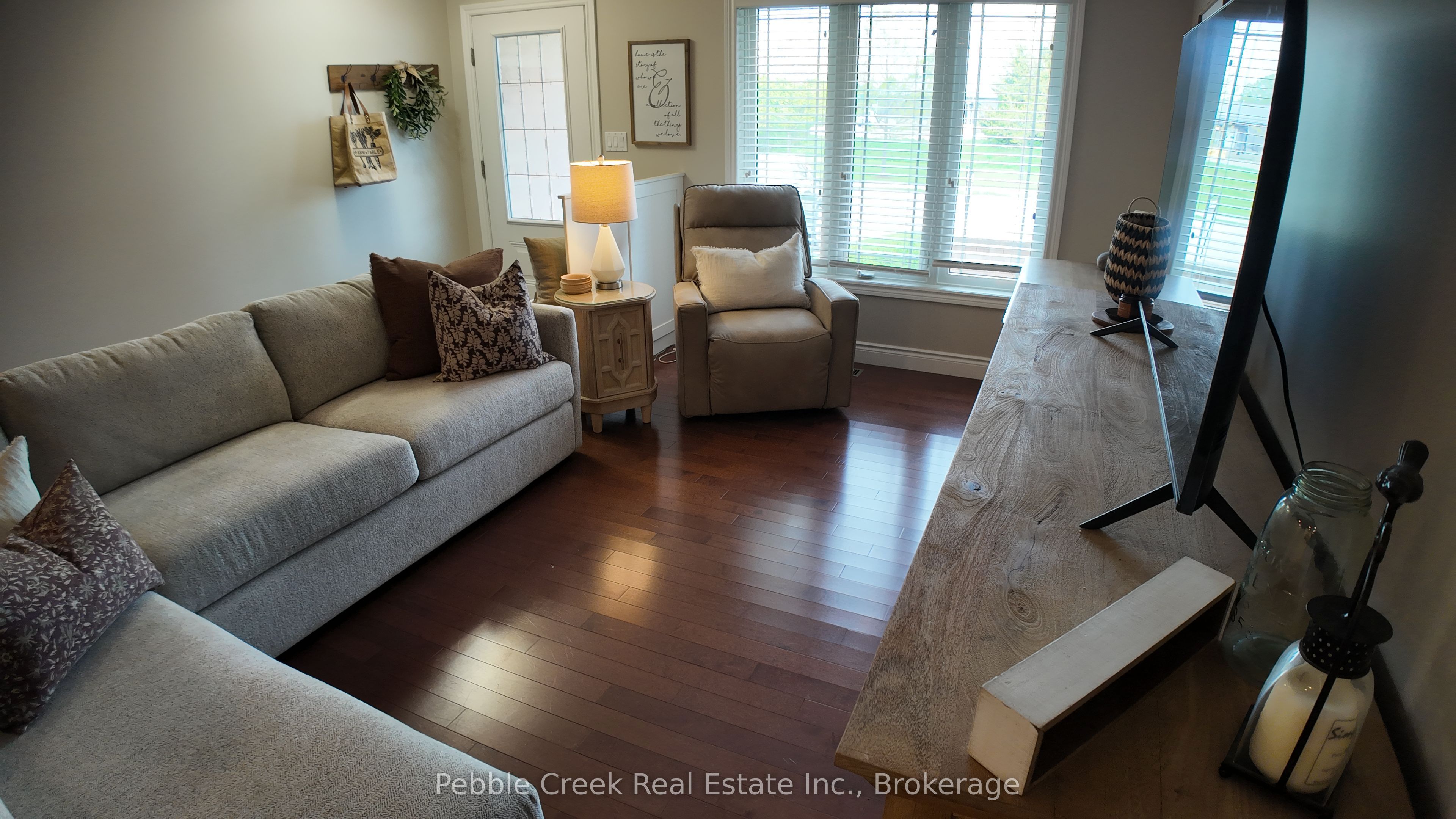 Additional image 2 of 114 13th Avenue, Hanover, ON, N4N 3V1