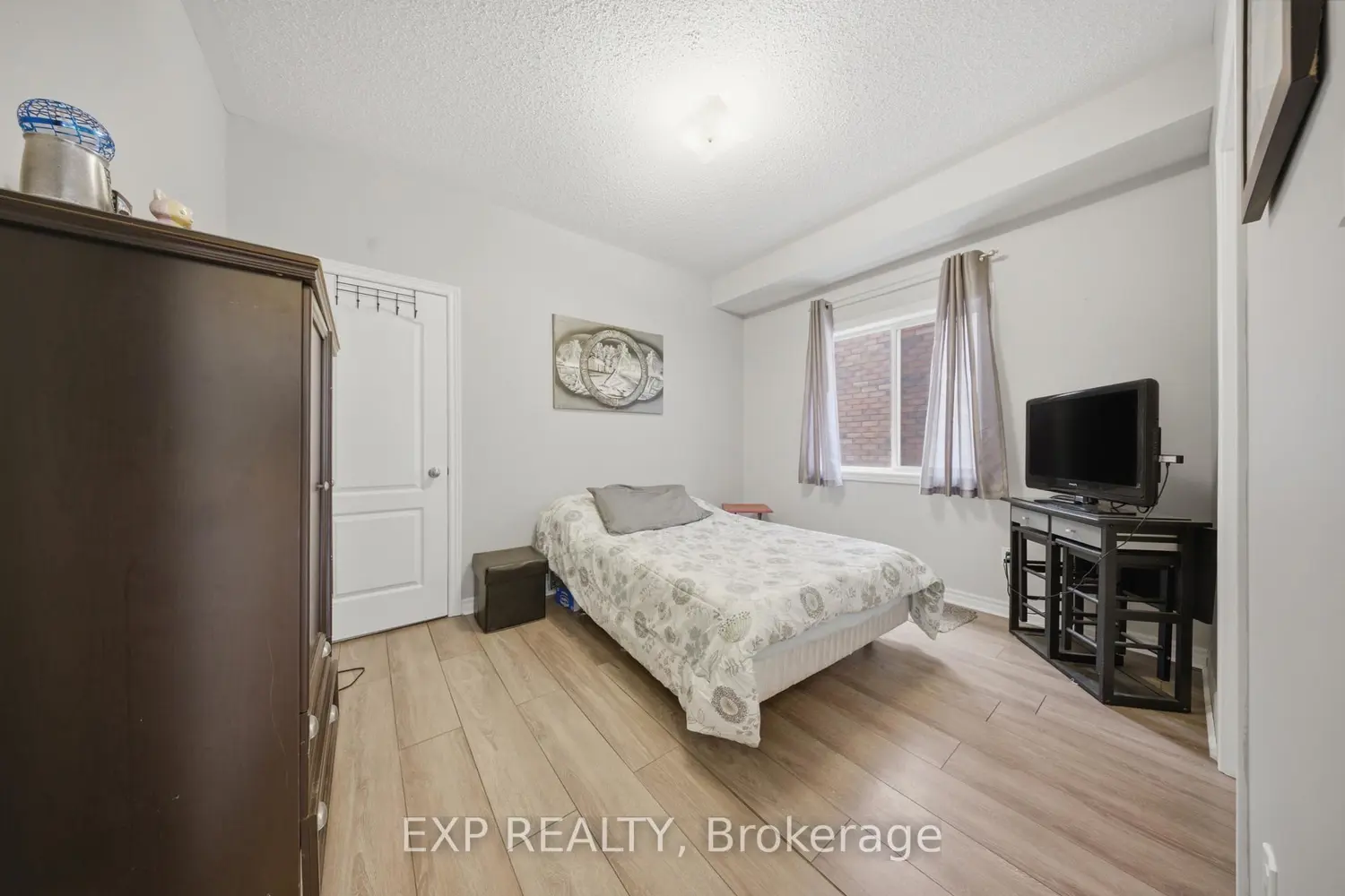 Additional image 10 of 832 O'reilly Crescent