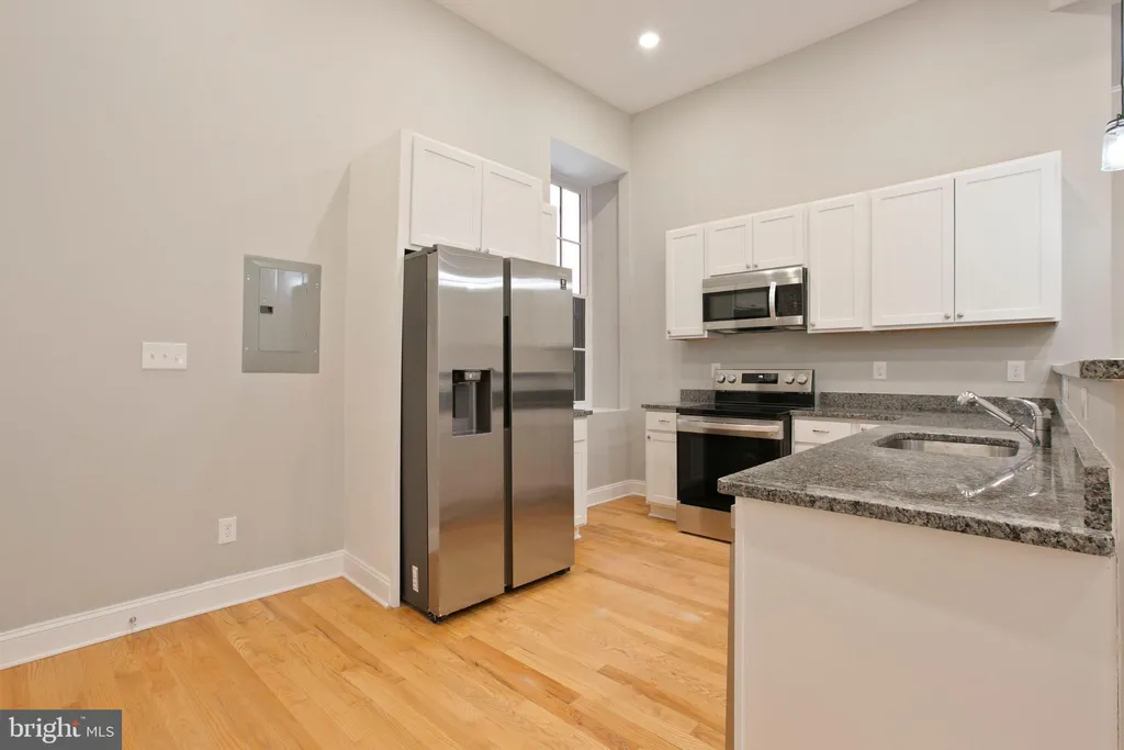 Additional image 10 of 106 W Saratoga Street, Baltimore, MD 21201