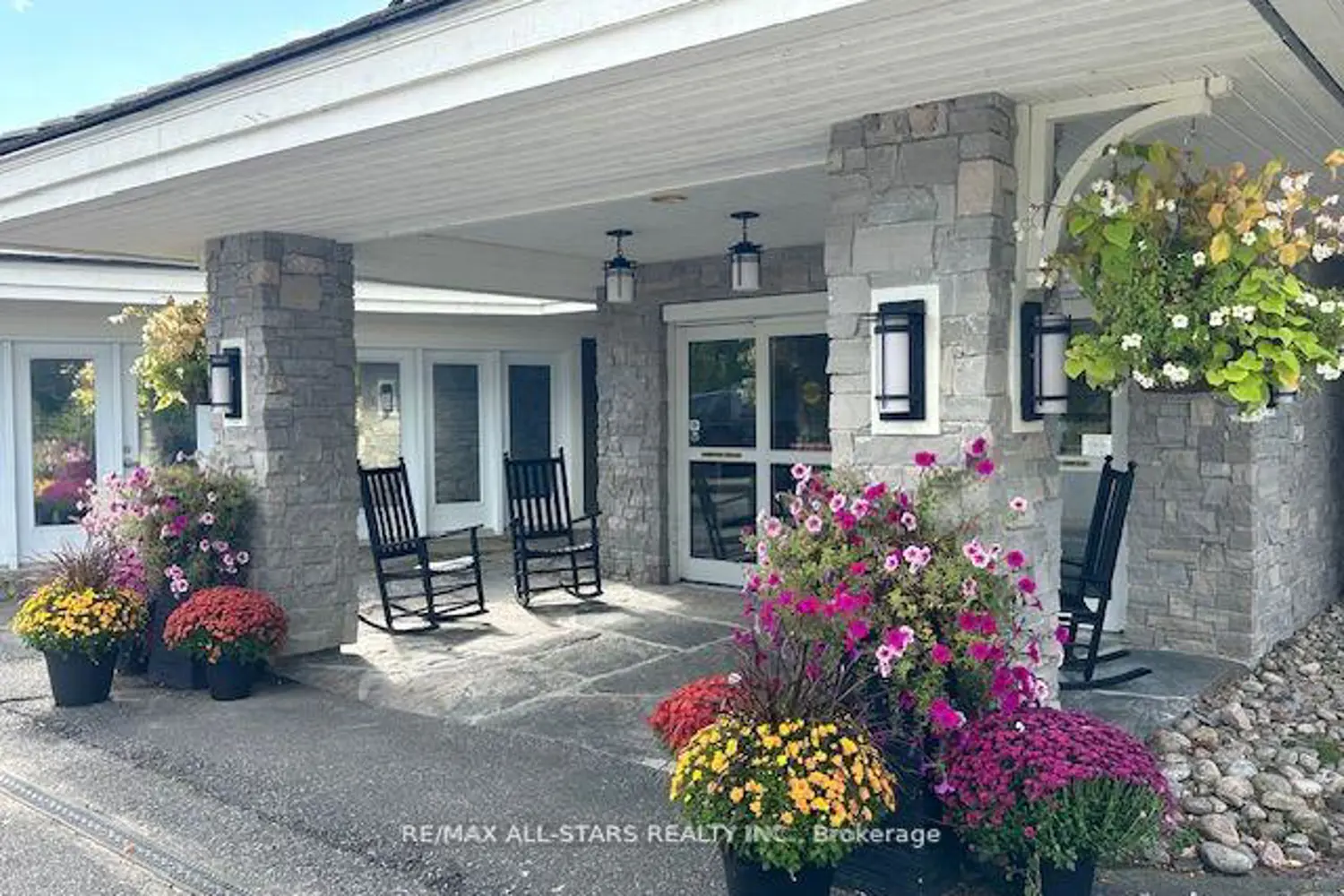 Additional image 5 of 1869 Muskoka Road 118 31