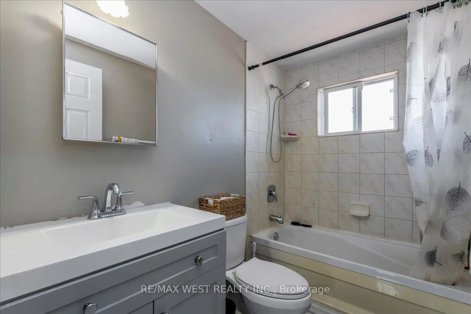 Additional image 9 of 68 Chaucer Crescent