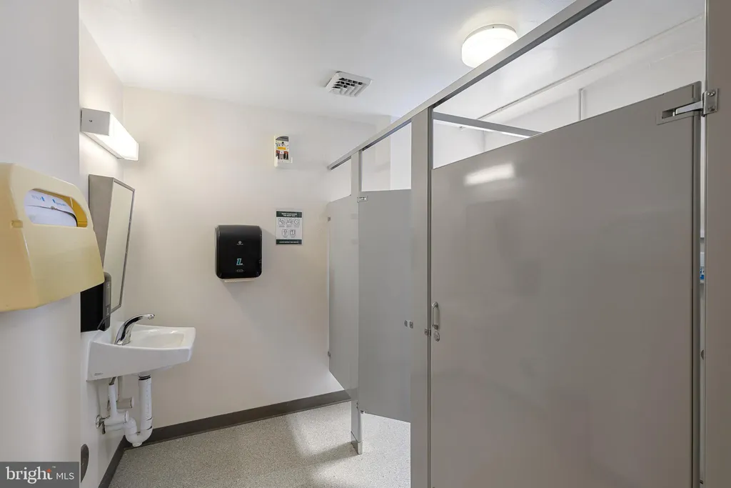 Additional image 6 of 5000 York Road, Baltimore, MD 21212