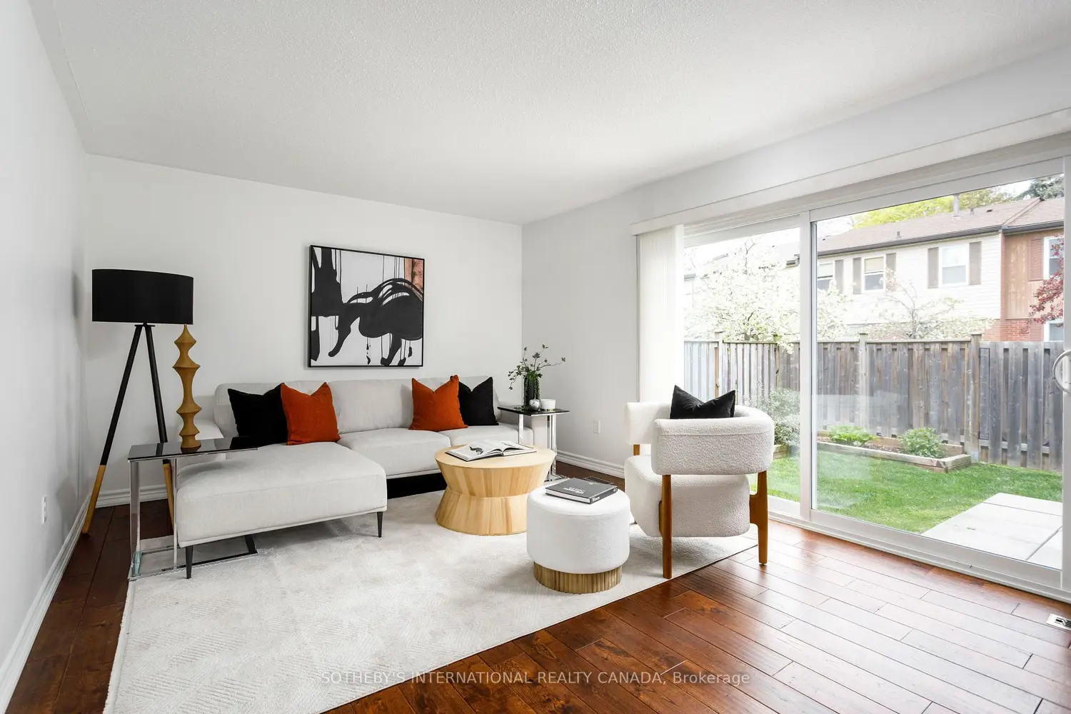 Additional image 6 of 2825 Gananoque Drive 62