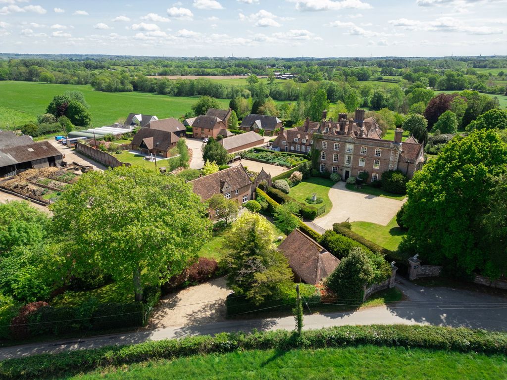 Additional image 32 of 4 bed detached house to rentStock Lane, Landford, Salisbury SP5
