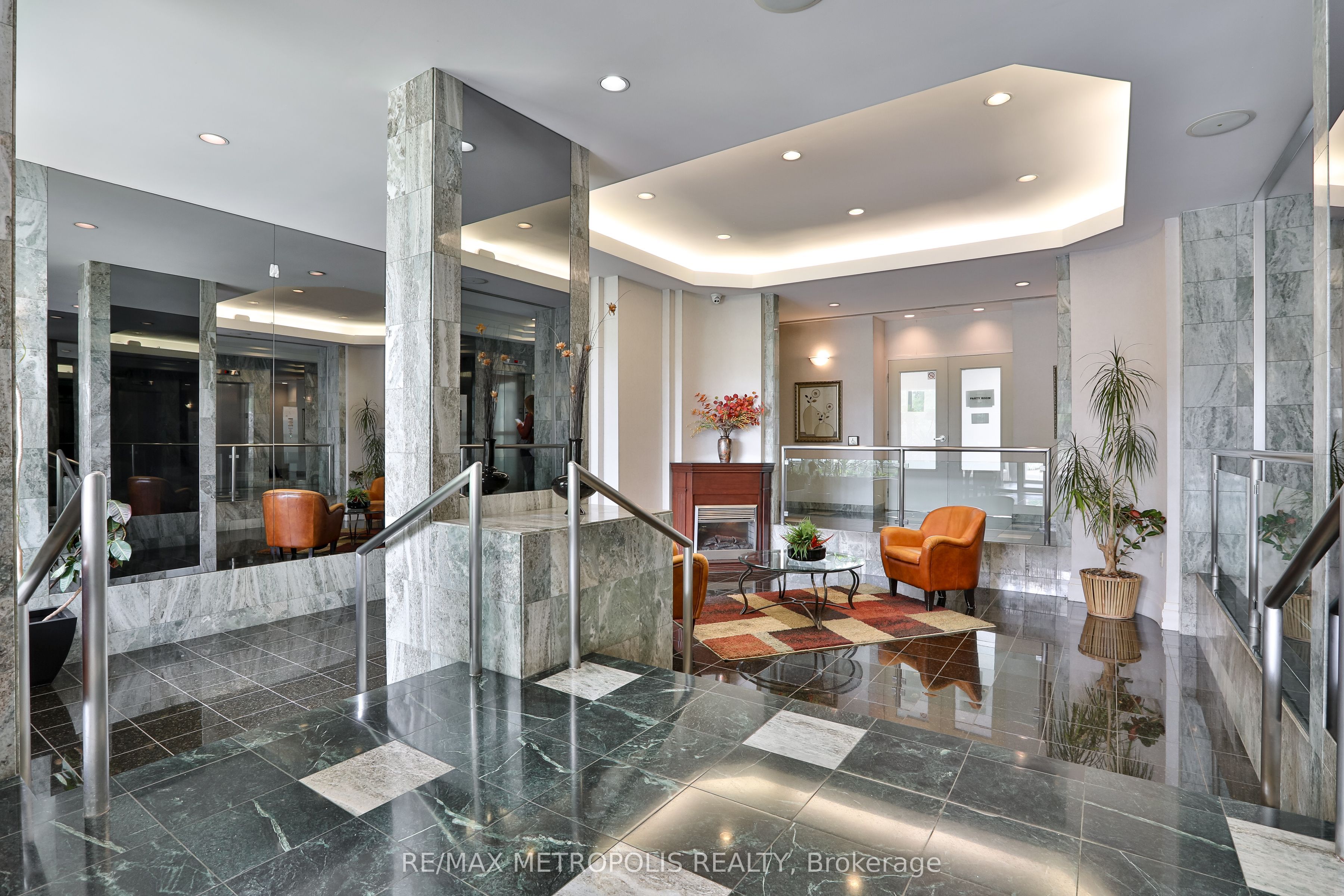 Additional image 4 of 711-4470 Tucana Court, Mississauga, ON, L5R 3K8