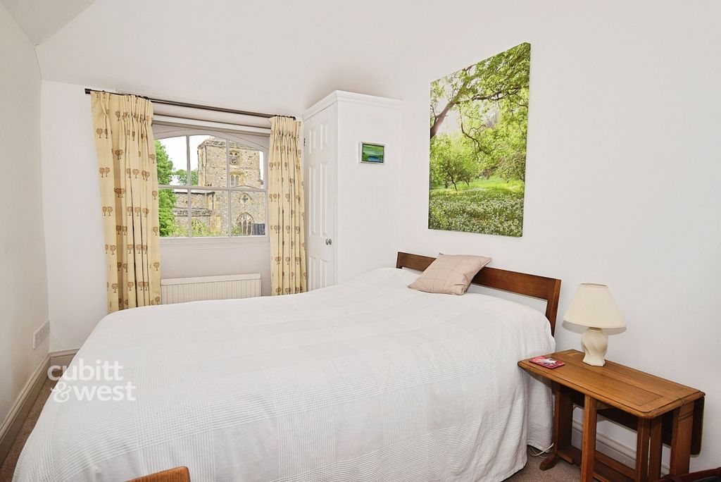 Additional image 9 of 2 bed flat to rentLondon Road, Arundel BN18
