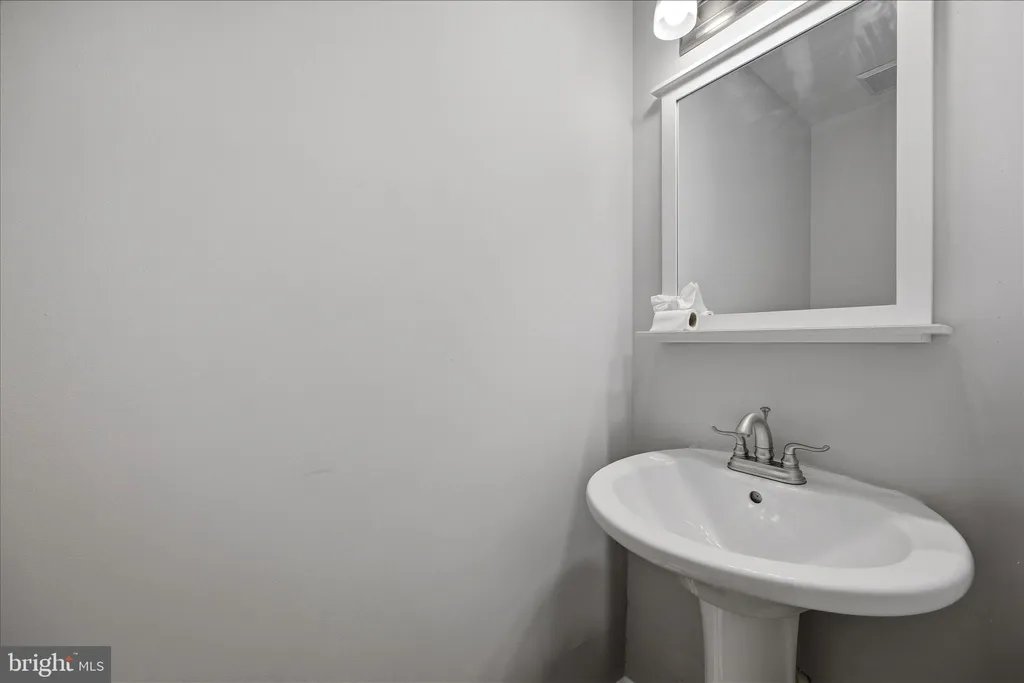 Additional image 8 of 2315 Bluegrass Heights Ct, Baltimore, MD 21237