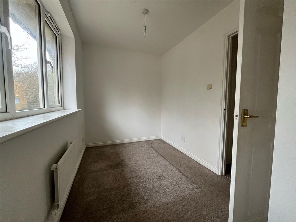 Additional image 8 of 2 bed semi-detached house to rentWare Road, Caerphilly CF83