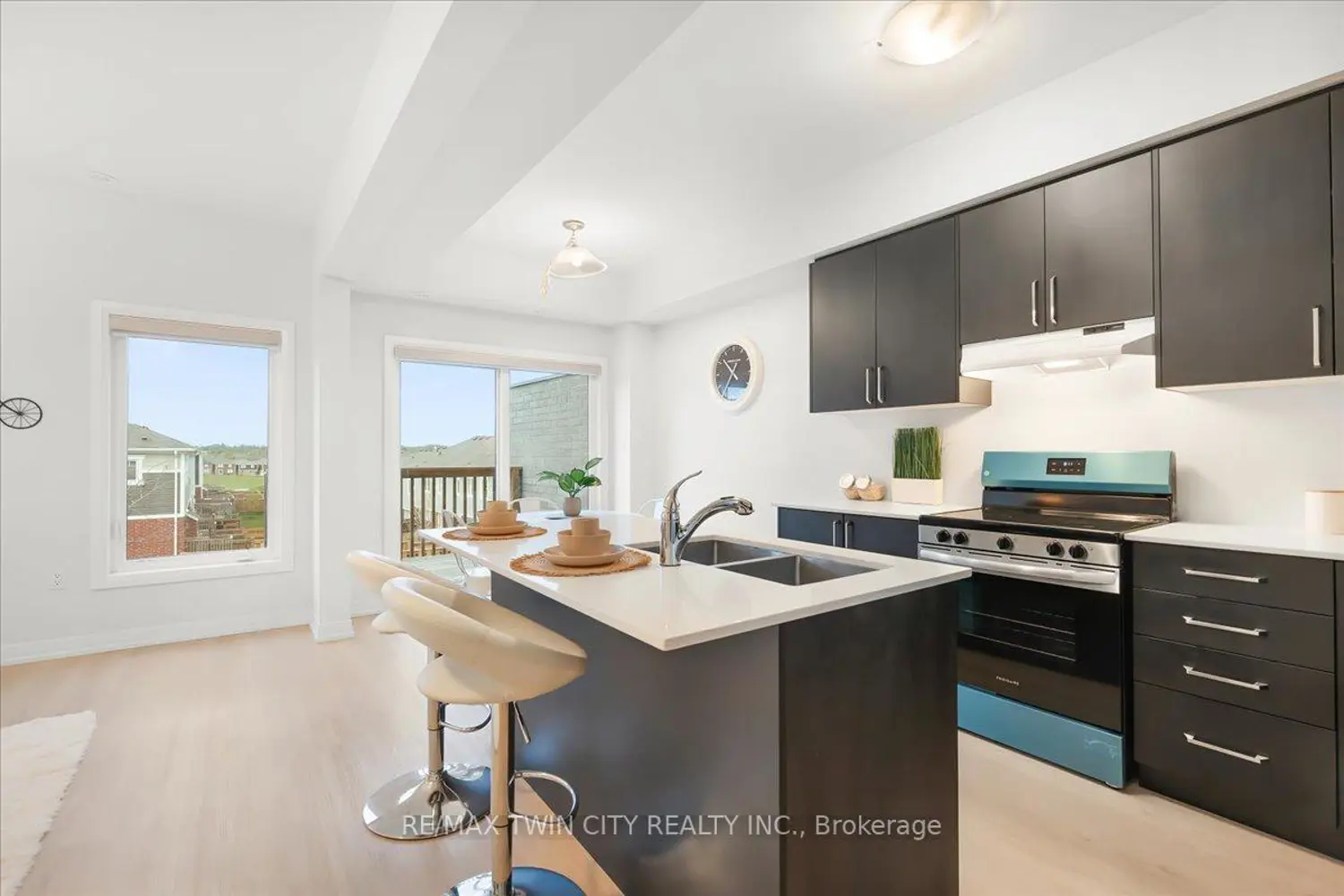 Additional image 3 of 155 Equestrian Way 43