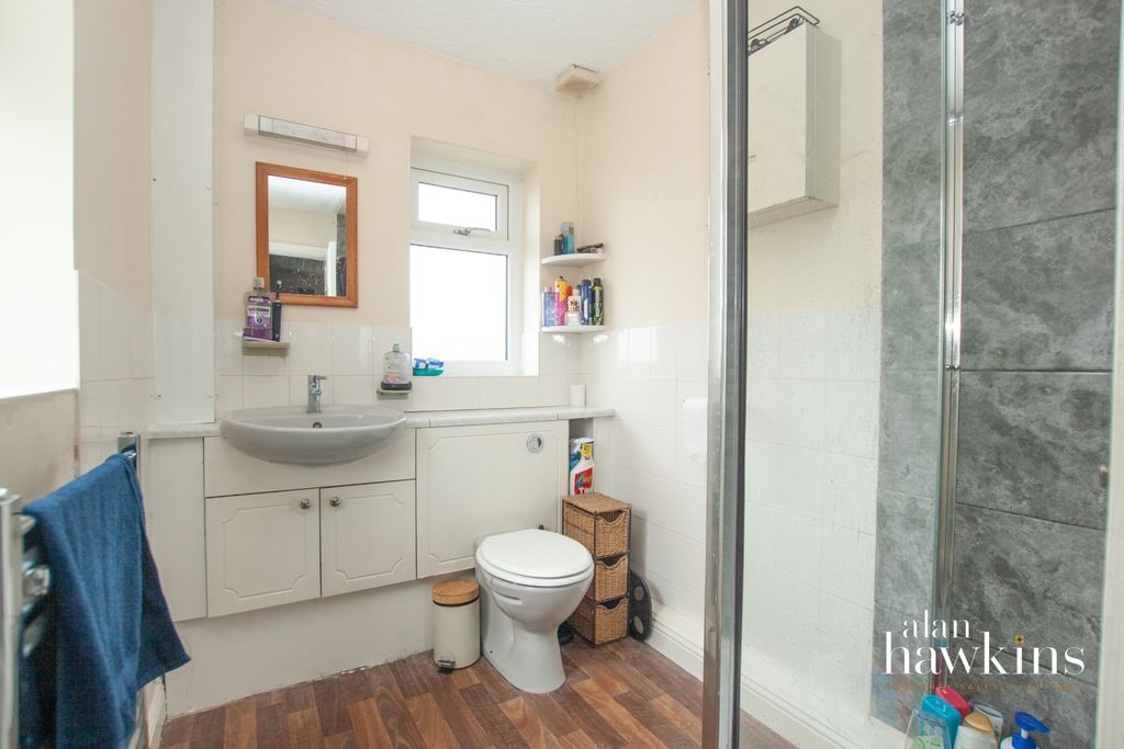 Additional image 12 of 4 bed detached house to rentOtter Way, Royal Wootton Bassett, Wiltshire SN4