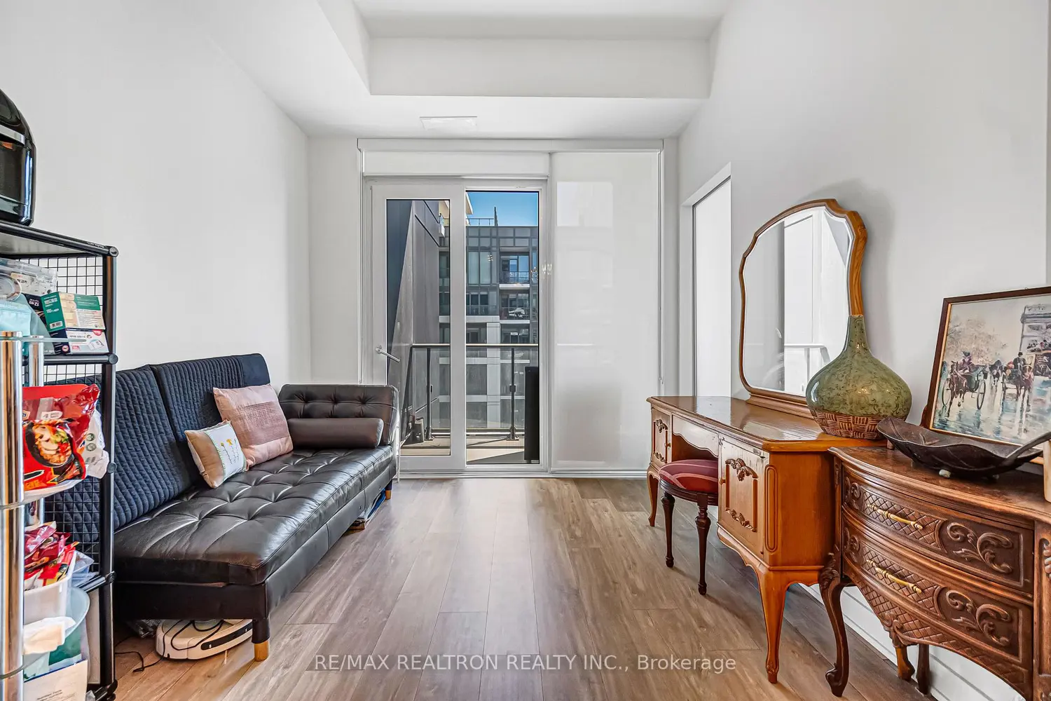 121 Lower Sherbourne Street 1742 photo 2