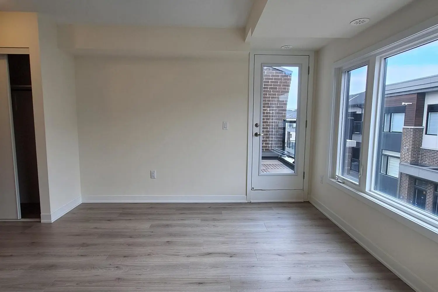Additional image 14 of 1695 Dersan Street 1409