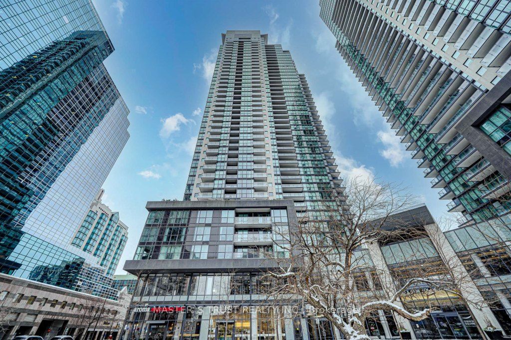 815-5162 Yonge Street, Toronto, ON, M2N 0E9