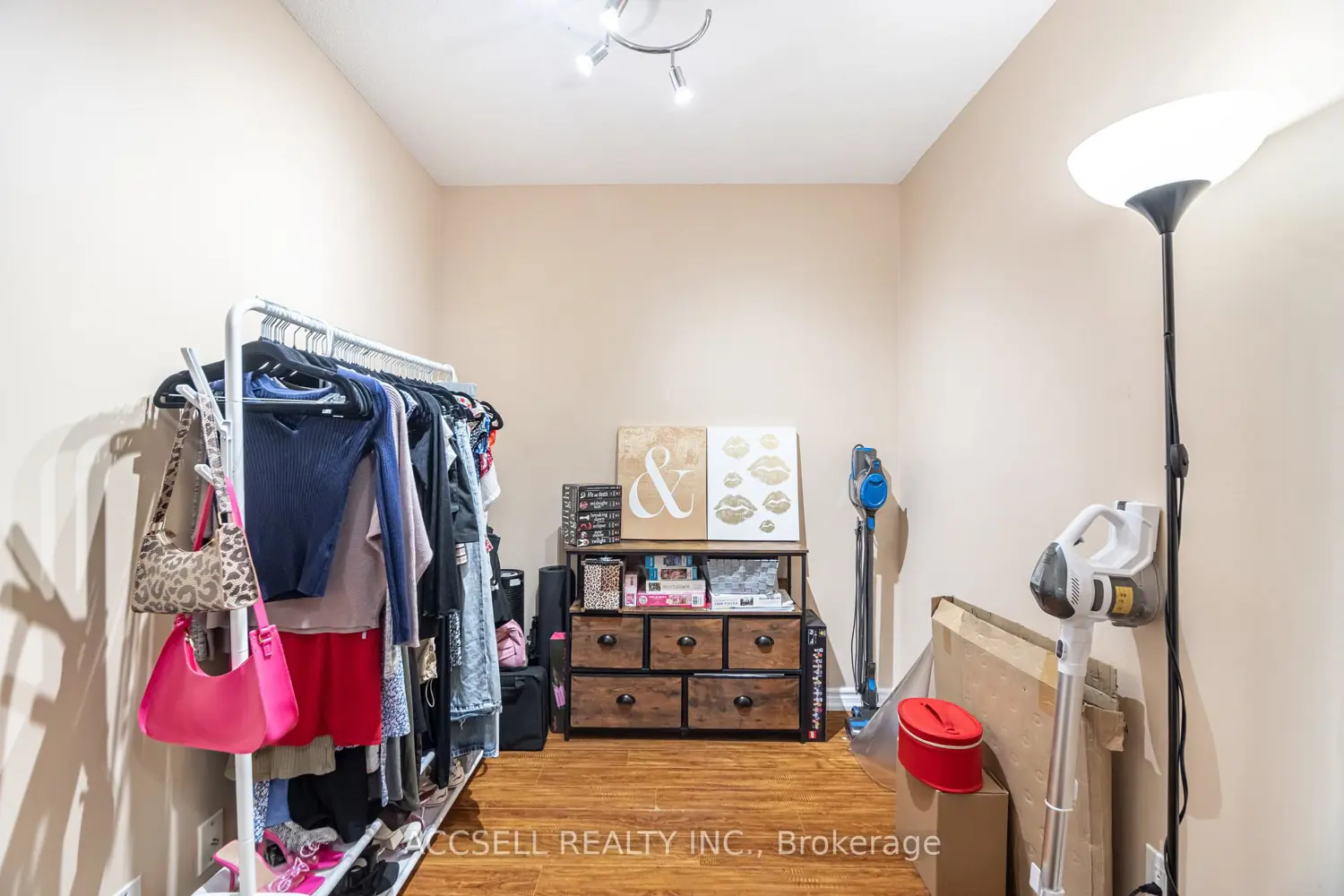 Additional image 13 of 68 Grangeway Avenue 1015