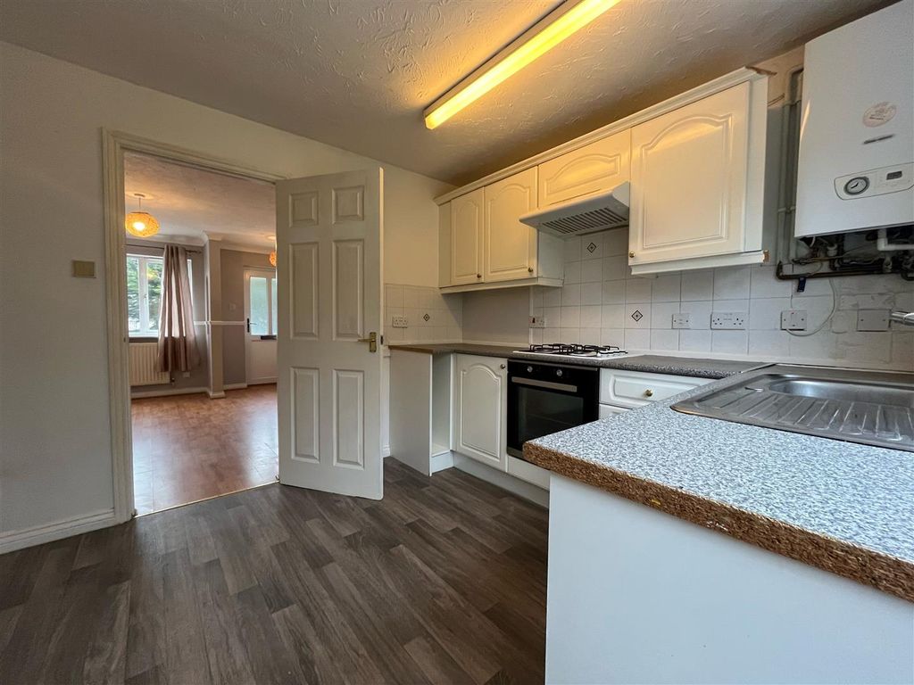Additional image 4 of 2 bed semi-detached house to rentWare Road, Caerphilly CF83