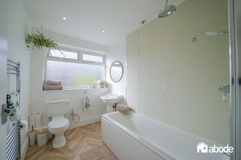 Additional image 6 of 2 bed flat to rentCourtenay Road, Waterloo, Liverpool L22