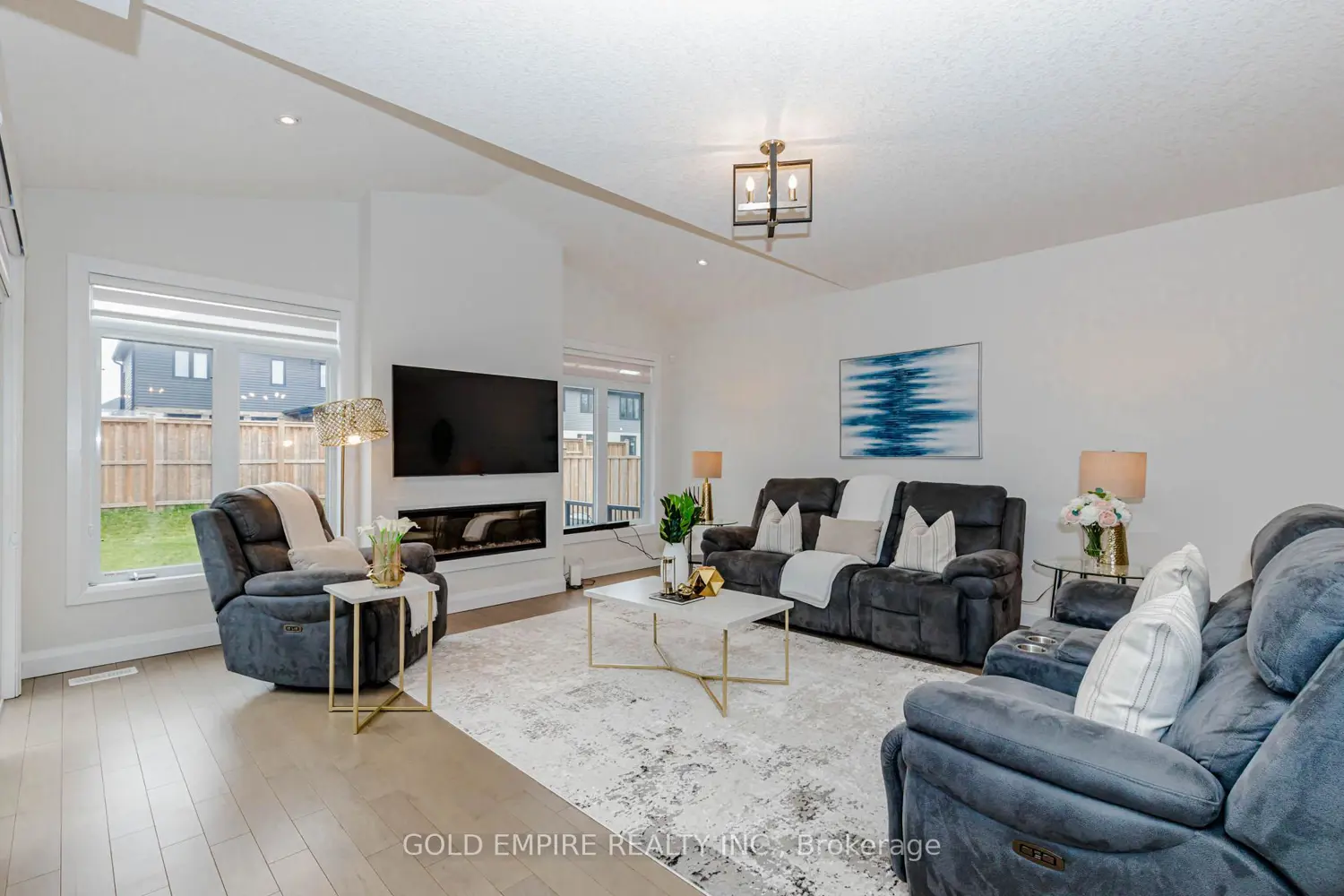 Additional image 6 of 4091 Campbell Street