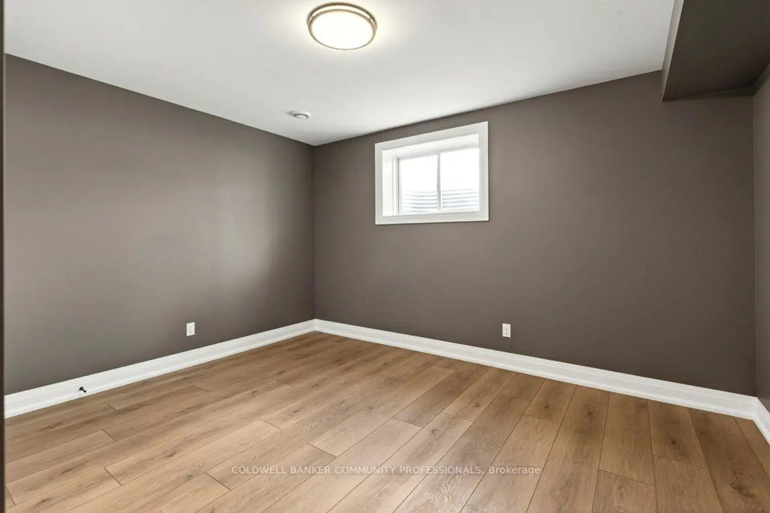 Additional image 18 of 3533 Dehaan Court