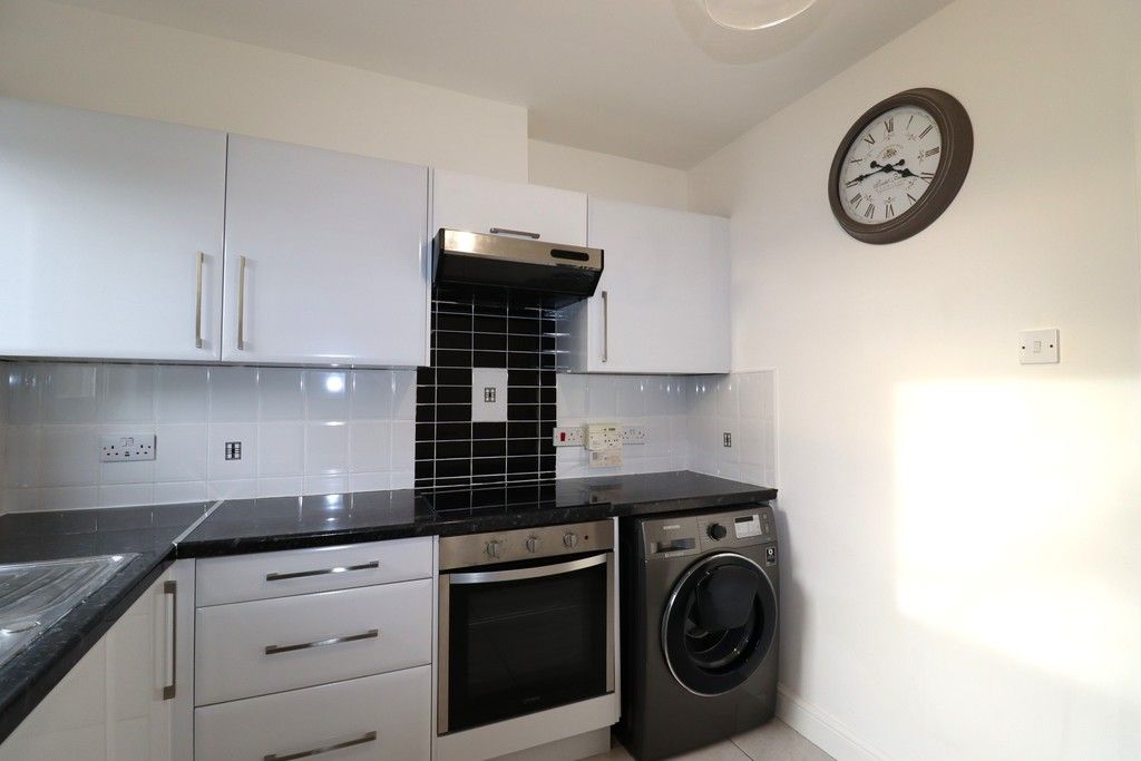 Additional image 5 of 2 bed maisonette to rentMid Street, Bathgate EH48