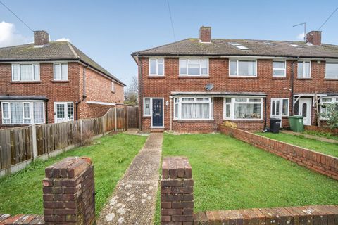 Invergordon Avenue, Drayton, Portsmouth PO6