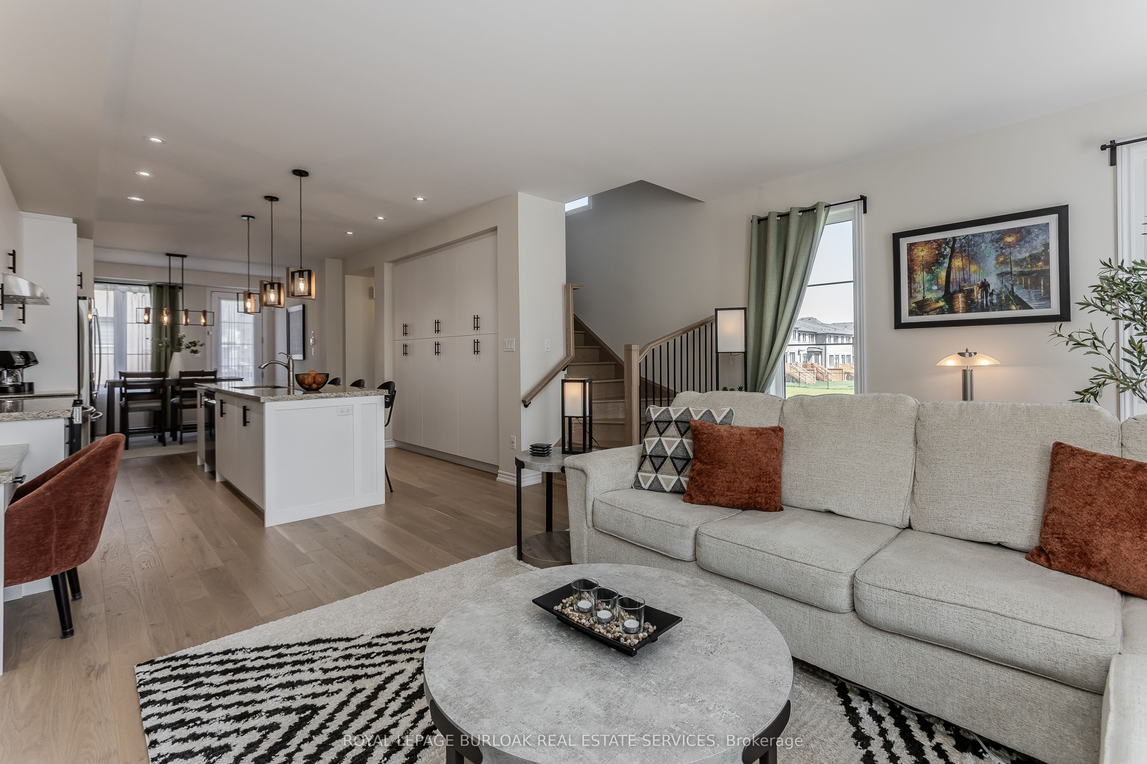 Additional image 4 of 1401 Almonte Drive, Burlington, ON, L7P 0V8