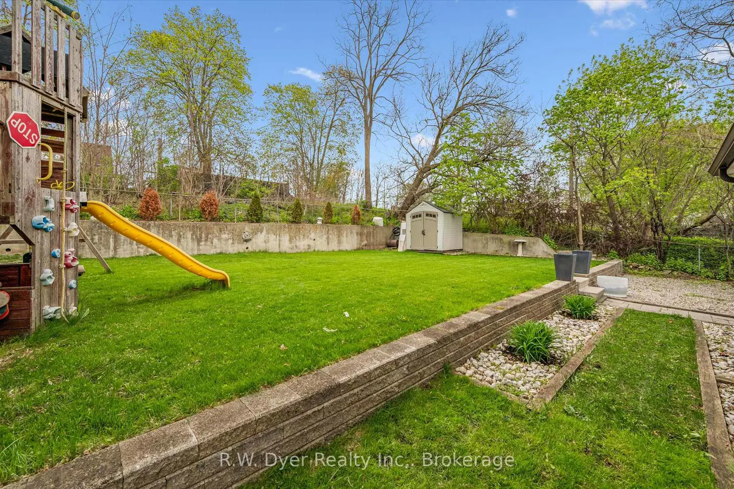 Additional image 19 of 1183 Homuth Avenue