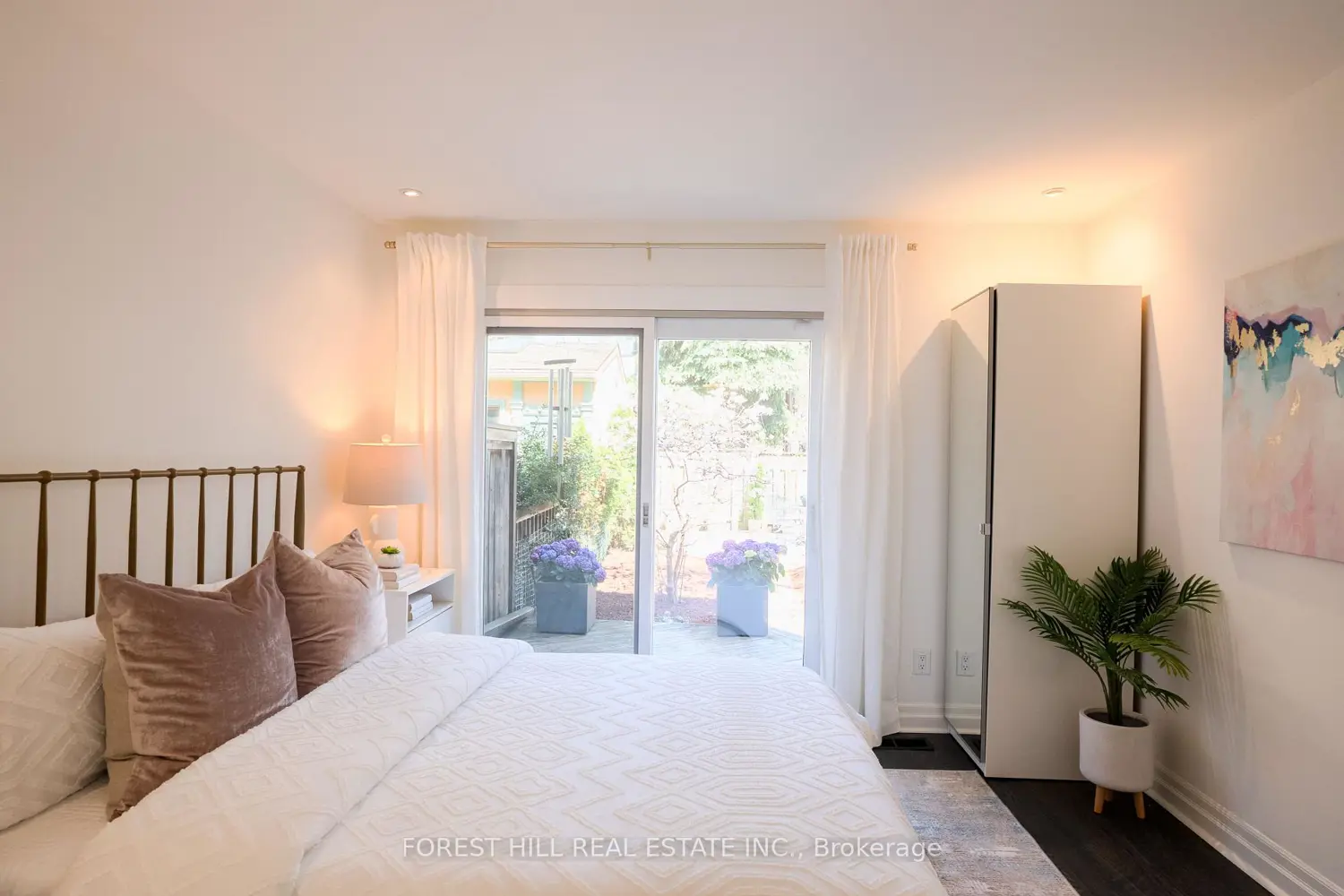Additional image 8 of 451 Sackville Street