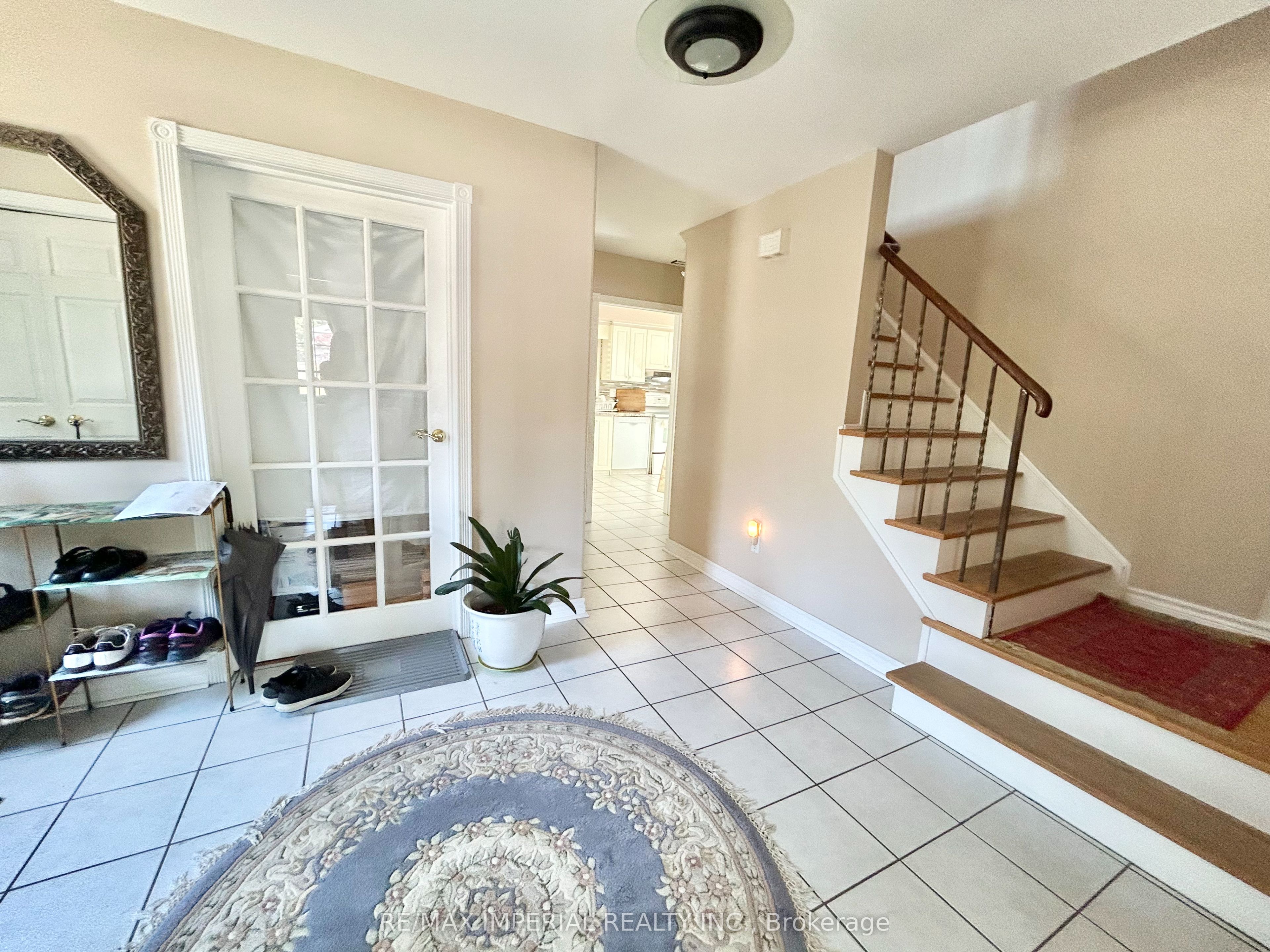 Additional image 2 of 2 Rooms on 2-16 Gloxinia Crescent, Toronto, ON, M1W 2C4