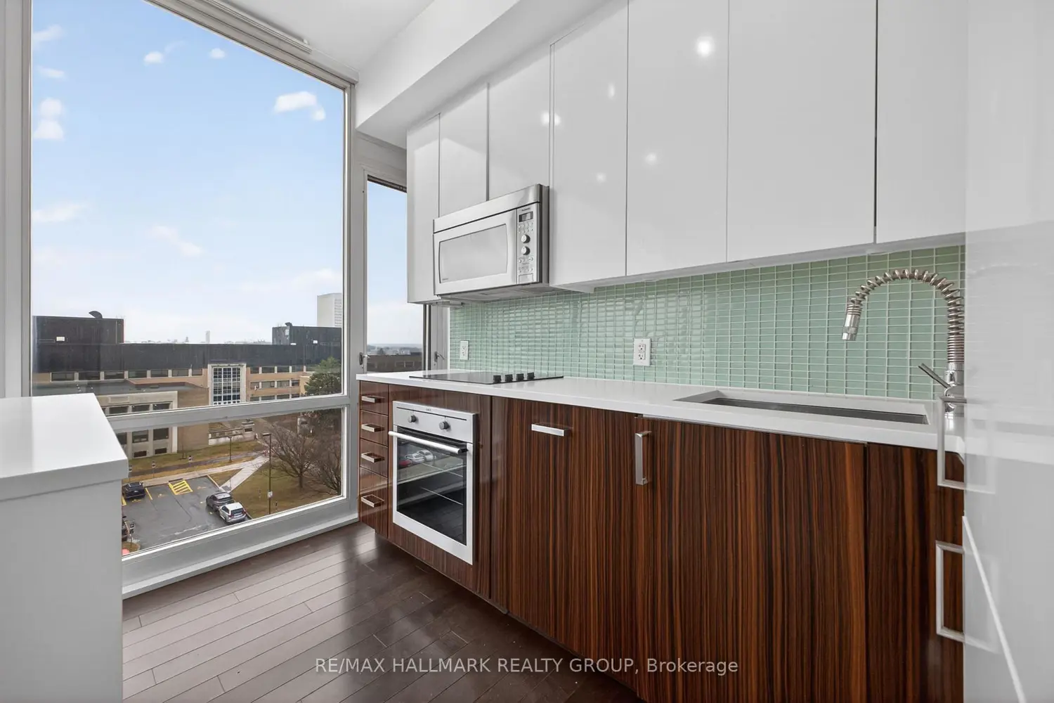 Additional image 5 of 201 Parkdale Avenue 705