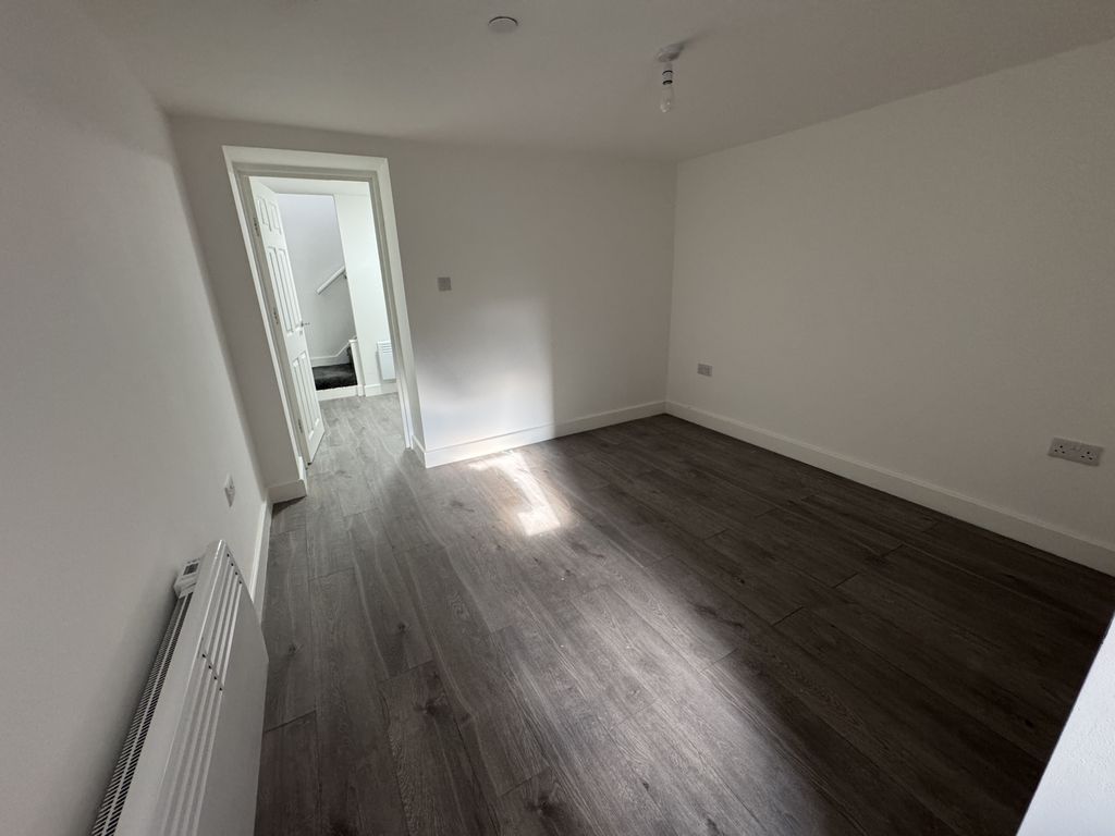 Additional image 15 of 1 bed flat to rentPicton Street, Maesteg CF34