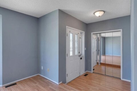 Additional image 8 of 260 Erin Woods Drive SE, Calgary, AB, T2B 3B9