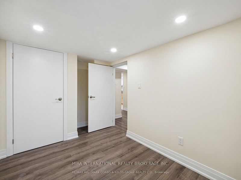 Additional image 4 of Basement-1132 Glerngrove Avenue, Toronto, ON, M6B 2K4