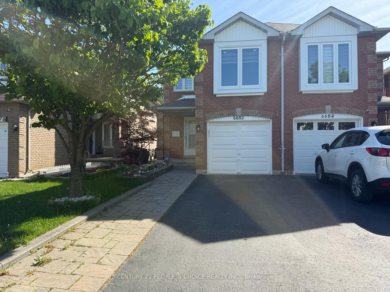 6682 Bansbridge Crescent, Mississauga, ON, L5N 6T5