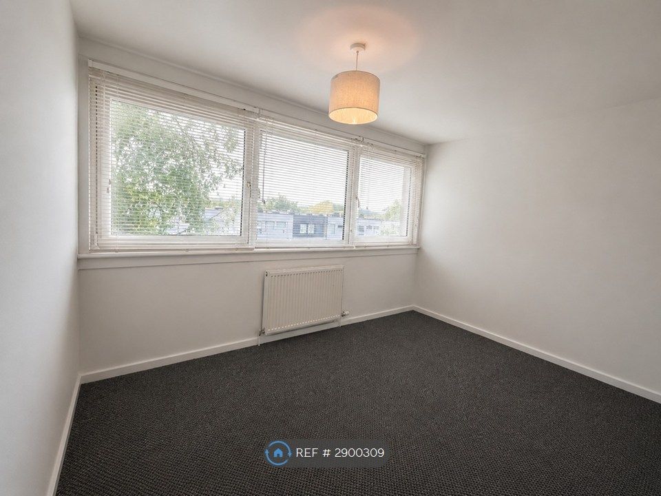 Additional image 9 of 3 bed terraced house to rentMactaggart Road, Glasgow G67
