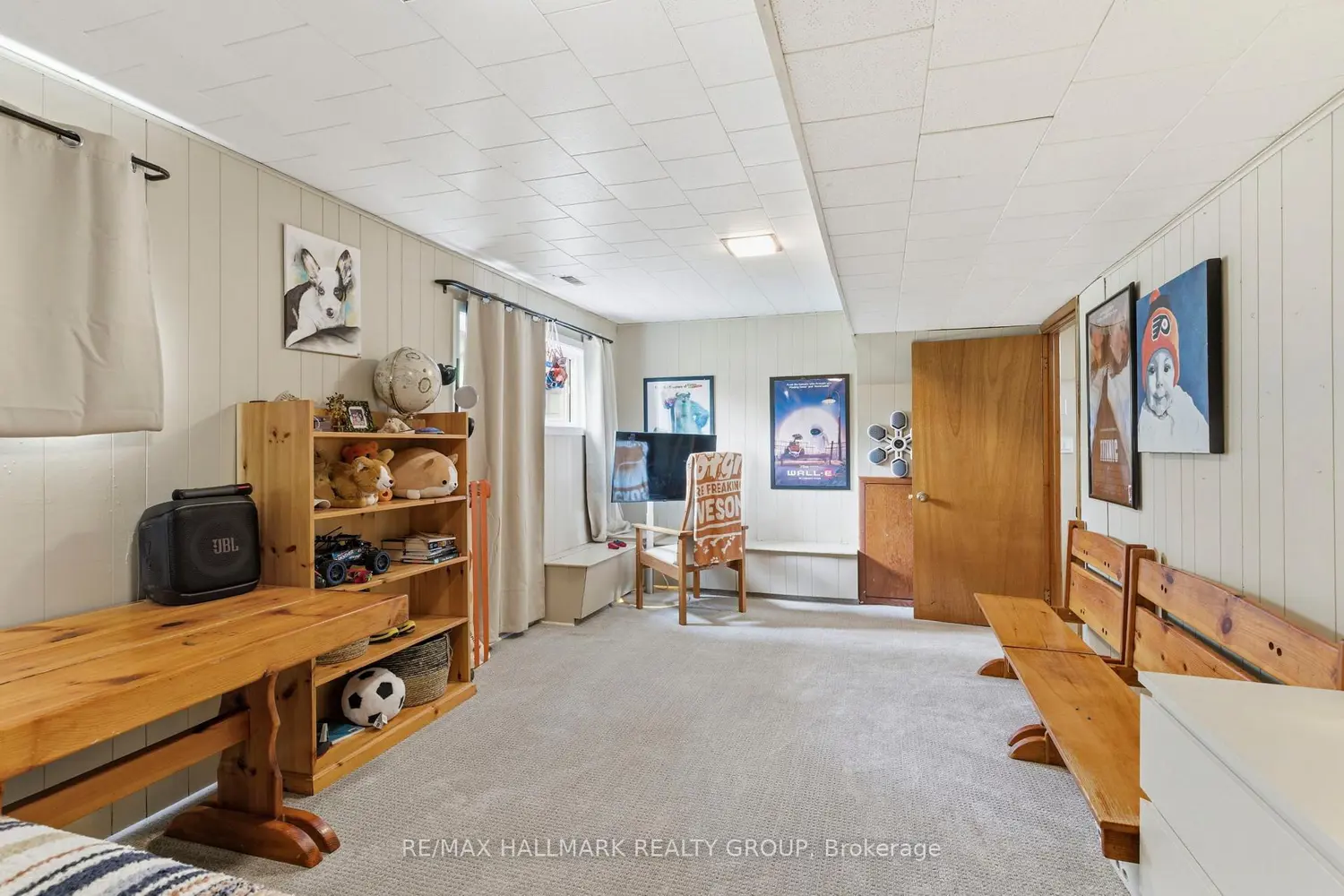 Additional image 17 of 37 Brookview Crescent