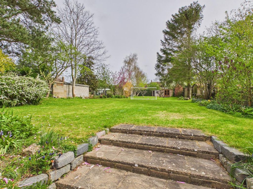 Additional image 25 of 5 bed detached house for saleUpper Vicarage Road, Kennington TN24