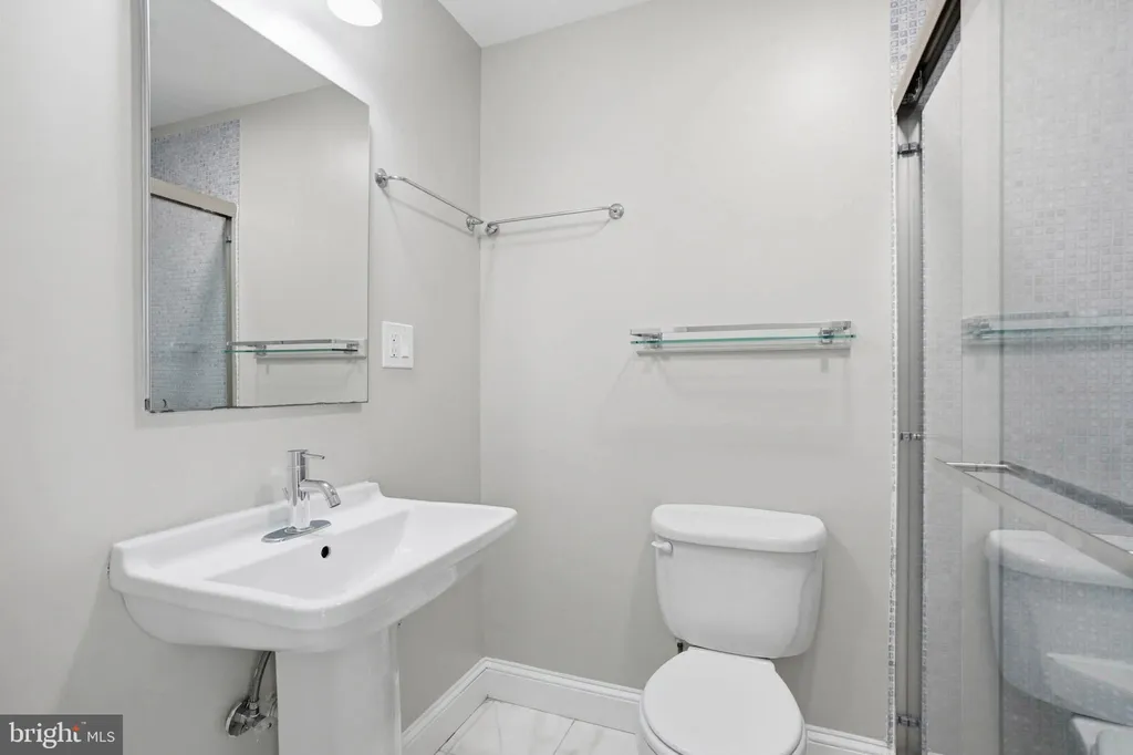 Additional image 17 of 1102 Broadwood Drive, Rockville, MD 20851