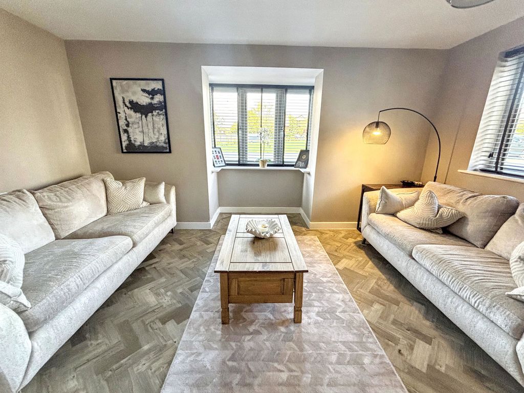 Additional image 6 of 3 bed detached house to rentDaffodil Gardens, Cramlington NE23