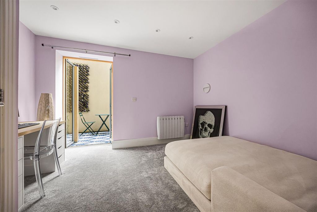 Additional image 11 of 2 bed flat for saleMarlow House, Marlow Road, Maidenhead SL6