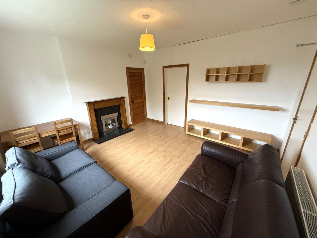 Additional image 3 of 5 bed semi-detached house to rentBroomhouse Street South, Edinburgh EH11