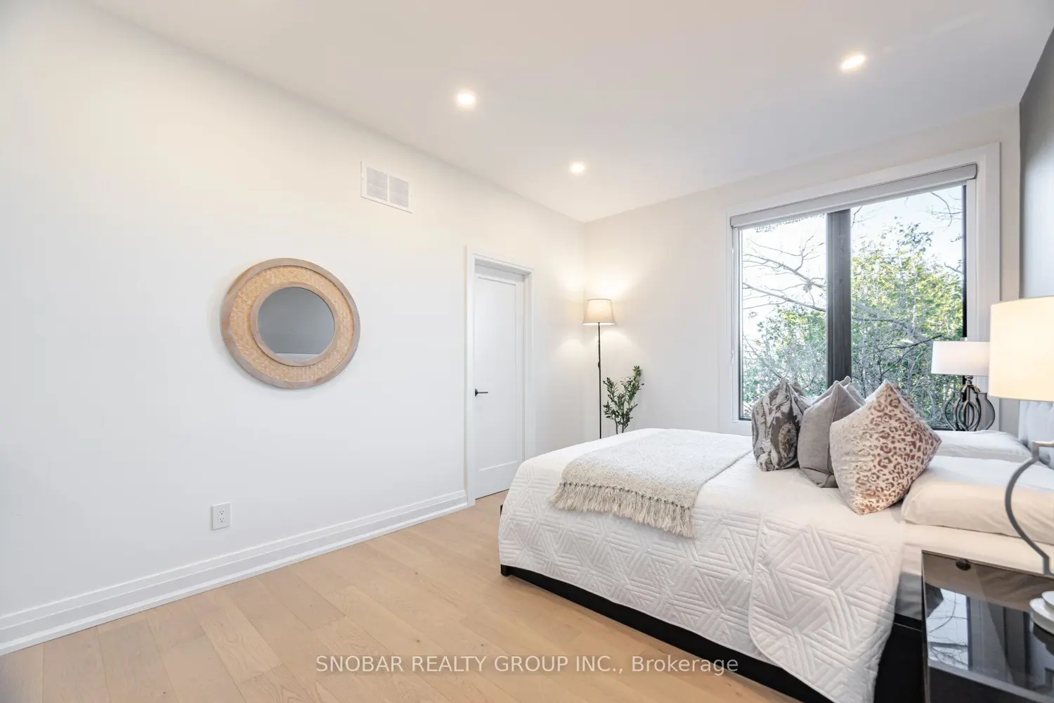 Additional image 7 of 720 Hillman Crescent