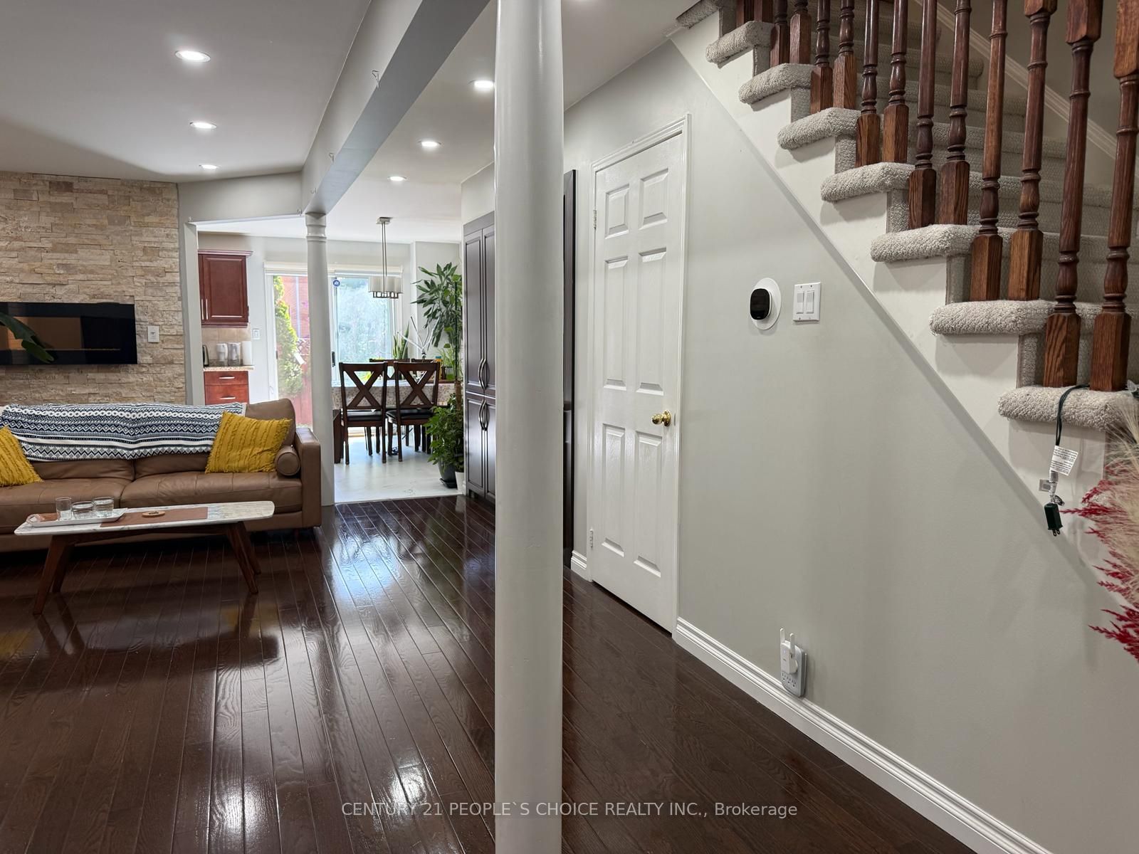 Additional image 4 of 6682 Bansbridge Crescent, Mississauga, ON, L5N 6T5